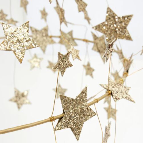 {Meri Meri} Gold Sparkle Star Chandelier Ellington & French