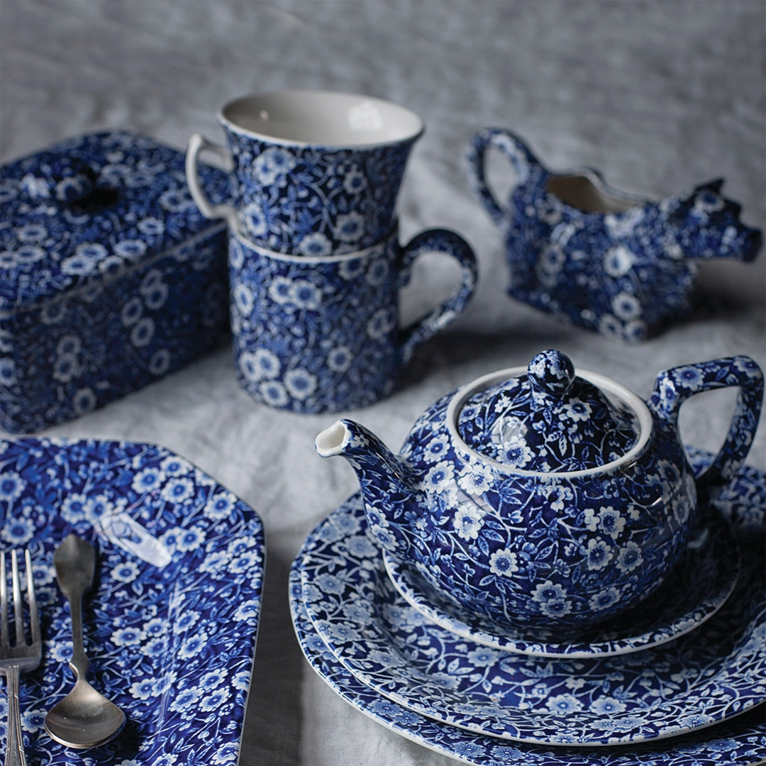Burleigh} Blue Calico :: Cow Creamer – Ellington & French Burleigh} Blue Calico :: Cow Creamer – Ellington & French